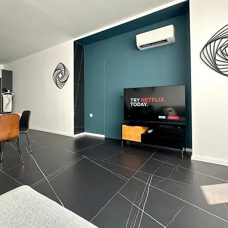 Arena Mall Galleria View And Securities Parking2 *