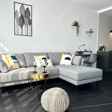 Arena Mall Galleria View And Securities Parking2 * Burgas