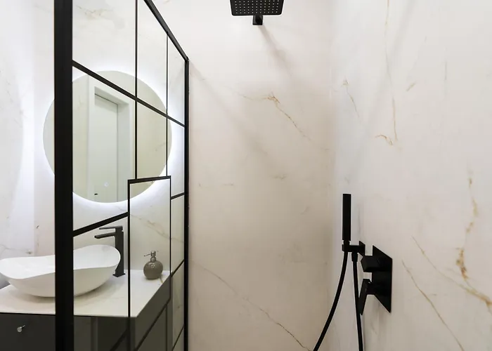 Arena Mall Galleria View And Securities Parking2 Apartament *