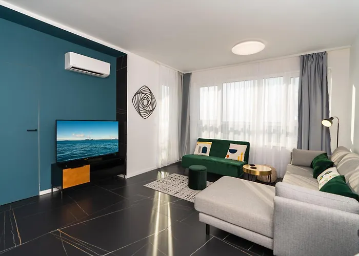 Arena Mall Galleria View And Securities Parking2 Burgas City