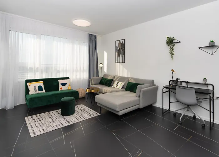 Arena Mall Galleria View And Securities Parking2 Appartement *