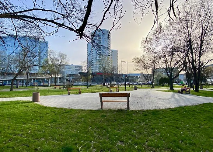 Arena Mall Galleria View And Securities Parking2 *